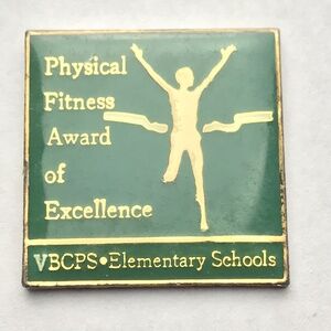 BCPS Elementary School Pin Green Gold Tone Vintage Physical Fitness Award